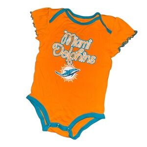 (🆓)*FREE ADD TO BUNDLE* NFL Miami Dolphins Baby Bodysuit